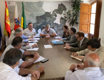 Gobierno, Fundación Botín y Valderredible constituyen la Comisión de Seguimiento del Plan de Dinamización del municipio