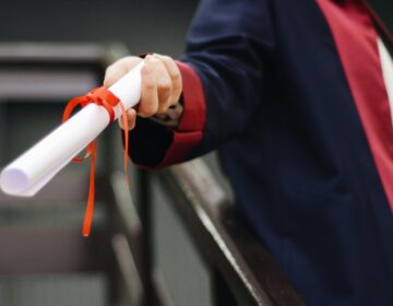 Invertir en becas es apostar por el talento y la innovación: ¿por qué las becas son clave para reducir la desigualdad educativa?